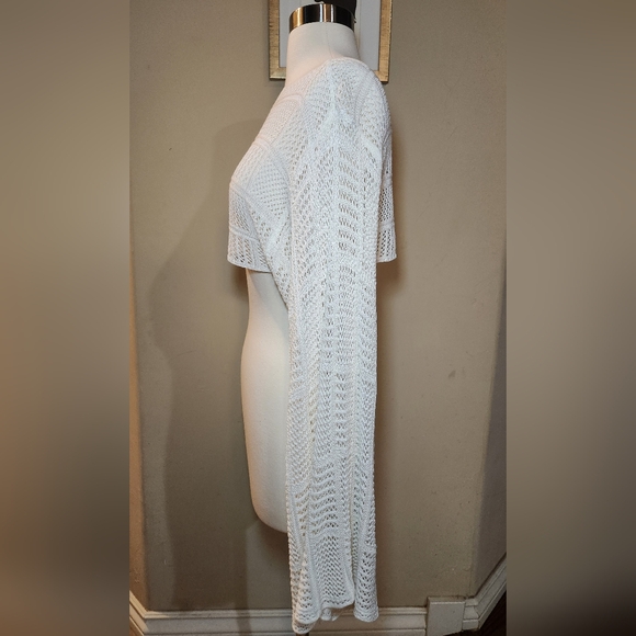 Delicate Crocheted Ivory Boatneck Top Size Small - Picture 2 of 6